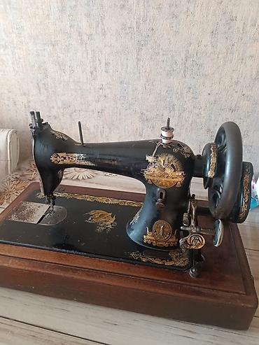 tikiş maşını matoru: Tam işlək vəziyyətdə tikiş maşınıdır 1870 ci ildə istehsal olunub hər — 2