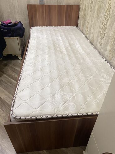 Çarpayılar: Təknəfərlik çarpayı, Bazasız, Matras ilə