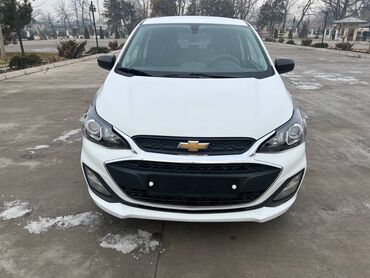 автомобили срочно: Chevrolet Spark: 2020 г., 1 л, Вариатор, Бензин, Хэтчбэк