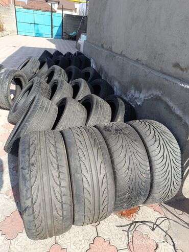 Шины: R- 18 235/50/18 yokohama 4 штук 235/55/18 dunlop 5 штук 255/45/18 — 16