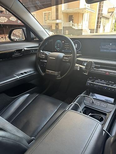 грандеуо: Hyundai Grandeur: 2023 г., 3.5 л, Автомат, Газ, Седан — 4