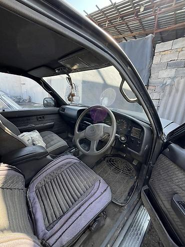 santa crus: Toyota Hilux Surf: 1989 г., 2.5 л, Автомат, Дизель, Внедорожник — 4