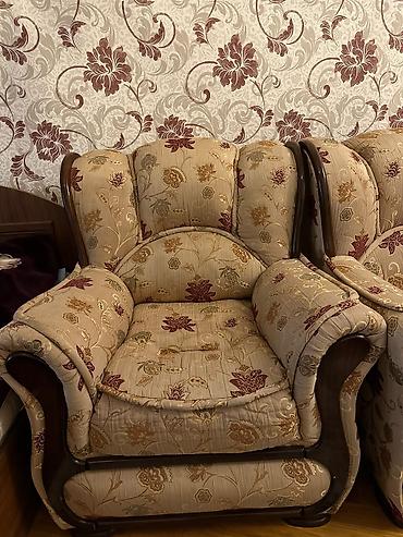 balkon şkaf: Klassik dəst: yumşaq mebel və TV stendi - 3‑lük divan və 2 ədəd geniş — 5