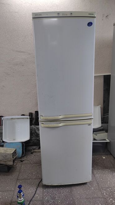 бытовой техники холодильник: Холодильник Samsung, Б/у, Двухкамерный