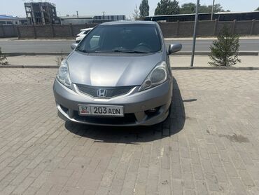 tayota runx: Honda Fit: 2008 г., 1.5 л, Вариатор, Бензин, Хетчбек