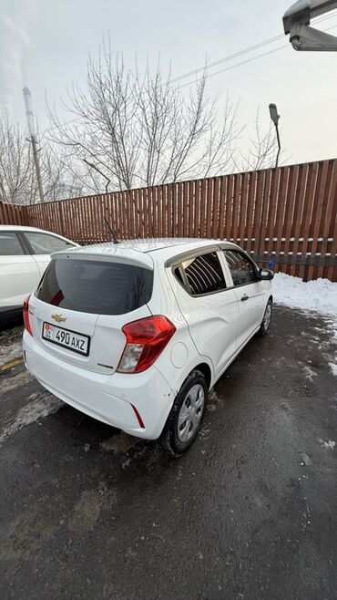 Chevrolet: Chevrolet Spark: 2020 г., 1 л, Вариатор, Бензин, Хэтчбэк — 13