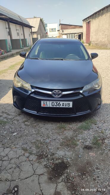 продаю тайота альфард: Седан Toyota Camry черного цвета, модель SE, с чистым и аккуратным