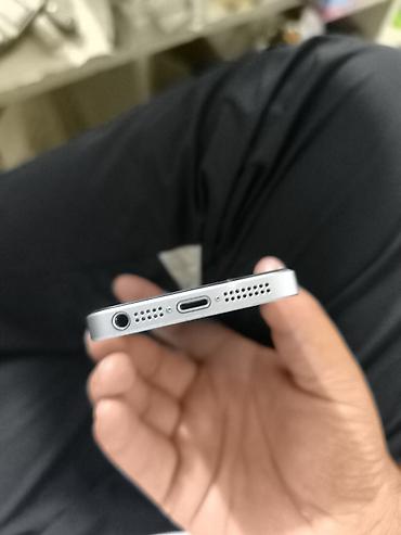 le 9: IPhone SE (первое поколение), 128 ГБ Характеристики и детали: - — 3