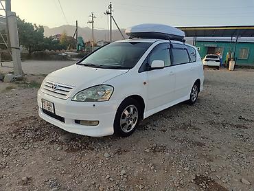 авто рага: Toyota Ipsum: 2003 г., 2.4 л, Автомат, Газ, Вэн/Минивэн — 2