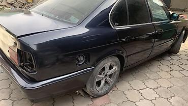 Транспорт: BMW 5 series: 1989 г., 2.5 л, Механика, Бензин, Седан — 3