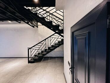 Digər kommersiya daşınmaz əmlakı: Xətai rayonu, Ağ Şəhərin yaxınlığı, sahəsi 260 m² olan 2 mərtəbəli — 6