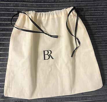 kipling monkey: Стильная мини-сумка Banana Republic из натуральной кожи - идеальный — 2