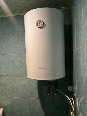 Uzunmüddətli kirayə mənzillər: Razin,Akkordda 1 otaqdan 2 otağa düzəldilmiş,təmirli\.əşyalı mənzil — 6