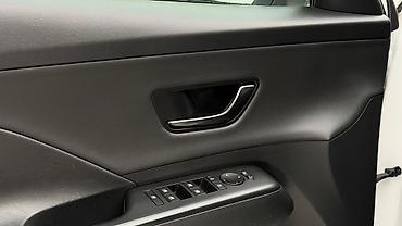 Hyundai: Hyundai Kona: 2023 г., 1.6 л, Автомат, Бензин, Кроссовер — 14