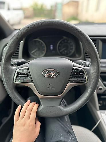 getz 2: Hyundai Elantra: 2018 г., 2 л, Автомат, Бензин, Седан — 3