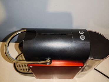 Aparati za kafu: Nespresso Pixie D61 kapsulna kafa‑mašina, 1260 W, 19 bar, Made in na lalafo.rs — 4 Aparati za kafu: Nespresso Pixie D61 kapsulna kafa‑mašina, 1260 W, 19 bar, Made in — 4