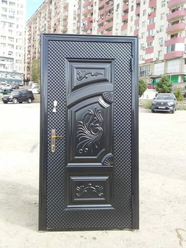 Giriş qapıları: Yeni Giriş qapısı Ödənişli çatdırılma — 22