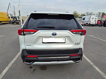 Продажа авто: Toyota RAV4: 2022 г., 2.5 л, Автомат, Гибрид, Кроссовер — 4