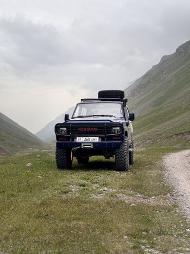 купить трактор мтз бу: Nissan Patrol: 1988 г., 3.3 л, Механика, Дизель, Внедорожник