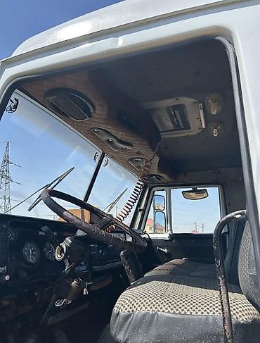 mersedes benz c: KAMAZ su/yanacaq daşıyan tanker maşını - Marka/model: KAMAZ 6x4 — 8