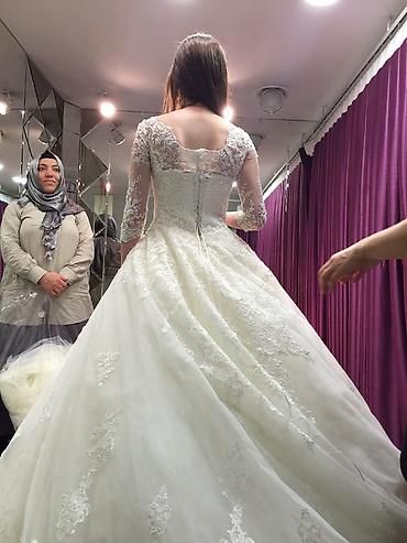 tac: Gelinlik satilir. Turkiyeden Hasret moda evinden alinib. 2500 mamata — 2