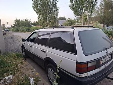pass: Volkswagen Passat Variant: 1992 г., Механика, Универсал — 2