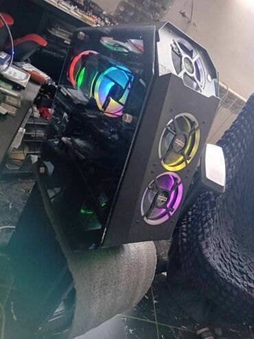 Desktop računari i radne stanice: Pakao Masina-- Kao sto na nalepnici pise SMRT UNUTRA.Znaci sve je — 4