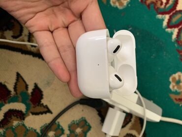 стерео наушники с микрофоном для компьютера: Продаю AirPods Pro за 800