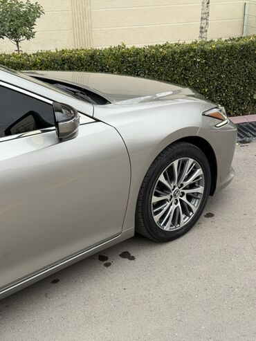 Lexus: Lexus ES: 2019 г., 2.5 л, Вариатор, Гибрид, Седан — 5