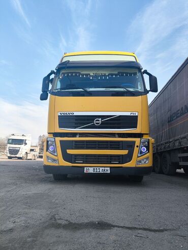 курук прицеп: Сүйрөгүч, Volvo, 2013 г., Прицепсиз