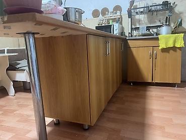 silver kitchen: Два шкафа,две односпальные кровати 4 тумбы тримо с зеркалом — 2