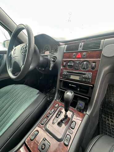 Mercedes-Benz: Mercedes-Benz E-Class: 1999 г., Газ, Универсал — 7