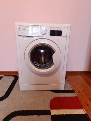 iwlenmiw paltaryuyan: Paltaryuyan maşın Indesit, 5 kq, İşlənmiş, Avtomat