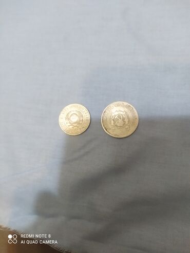 из серебра: Продам 15 и 20 ранних советов серебро, есть в наличии рублёу, есть три