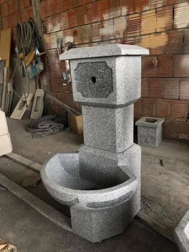 Baštenska dekoracija: Česme za dvorište – Cene počinju od 7500 din. 💧 O Nama 🌟 Blue Stone — 10