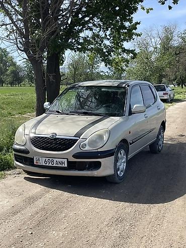 чанган юни с: Daihatsu Sirion: 2003 г., 1 л, Механика, Бензин, Хэтчбэк — 4