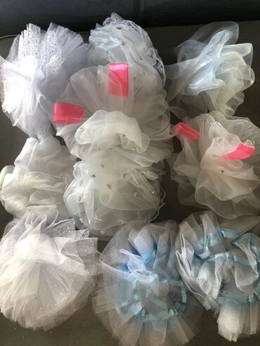 различные цветы: Пышные декоративные помпоны из фатина/органзы для оформления и декора