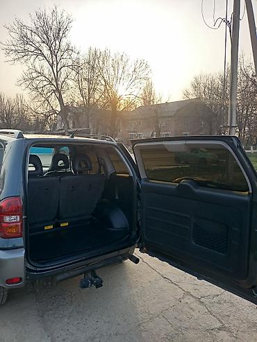 Toyota: Toyota RAV4: 2004 г., 2 л, Автомат, Бензин, Кроссовер — 9