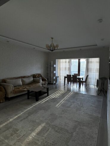 Günlük kirayə mənzillər: 2 otaqlı, Xətai r. r-nu — 9