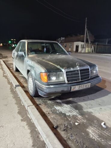 Mercedes-Benz: Mercedes-Benz W124: 1988 г., 2.3 л, Механика, Бензин, Седан