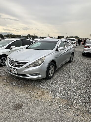 jazz 2: Hyundai Sonata: 2011 г., 2 л, Автомат, Газ, Седан