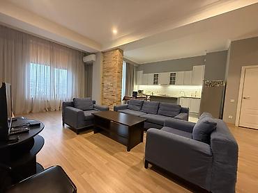 Долгосрочная аренда квартир: 3 комнаты, Агентство недвижимости, Без подселения, С мебелью полностью — 3