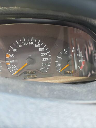 190 mercedes: Mercedes-Benz 240: 2.4 l | 1998 il Sedan