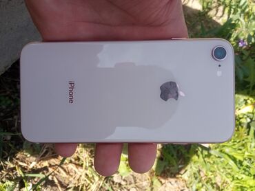 айфон телефон ош: IPhone 8, Колдонулган, 64 ГБ, 75 %