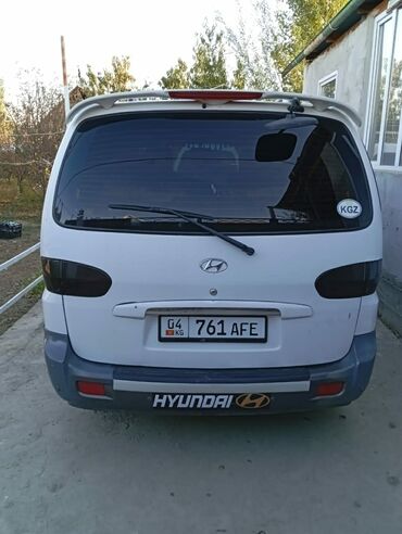 Hyundai: Hyundai Starex: 2004 г., 2.5 л, Автомат, Дизель, Минивэн