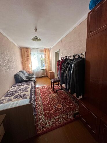 комната с подслением: 2 комнаты, 48 м², Хрущевка, 2 этаж