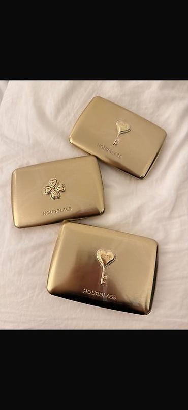 маска игра в кальмара: Hourglass Ambient Lighting Edit – лимитированные палетки для лица — 2