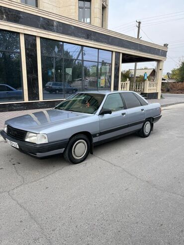 Audi: Audi 100: 1988 г., Механика, Бензин, Седан — 3