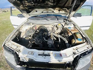 гольы 4: Audi S4: 1992 г., 2 л, Механика, Бензин, Седан — 6