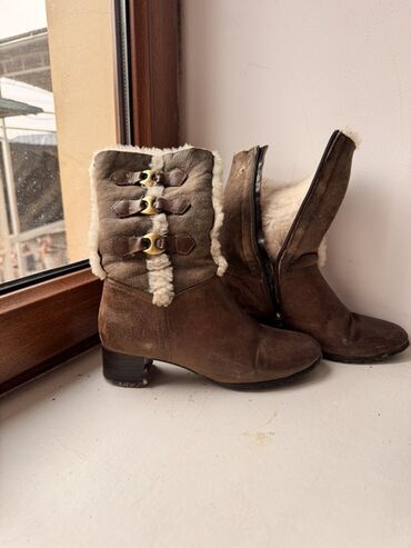 зимный обувь: Зимние женские полусапоги из натуральной кожи и овчины